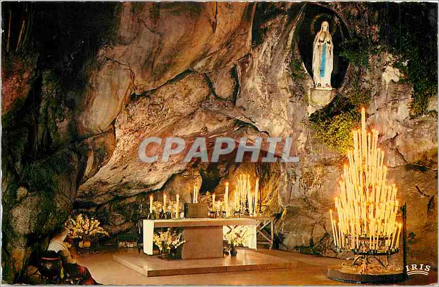 CPA Lourdes La Grotte Miraculeuse 