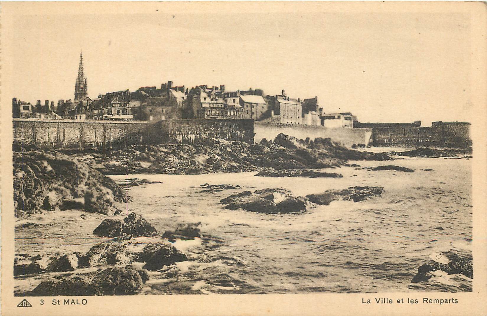 St Malo — La Ville et les Remparts — CPHAPhil