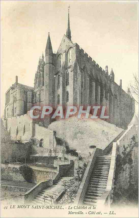 CPA Le Mont Saint Michel Le Chatelet et la Merveille Cote est 