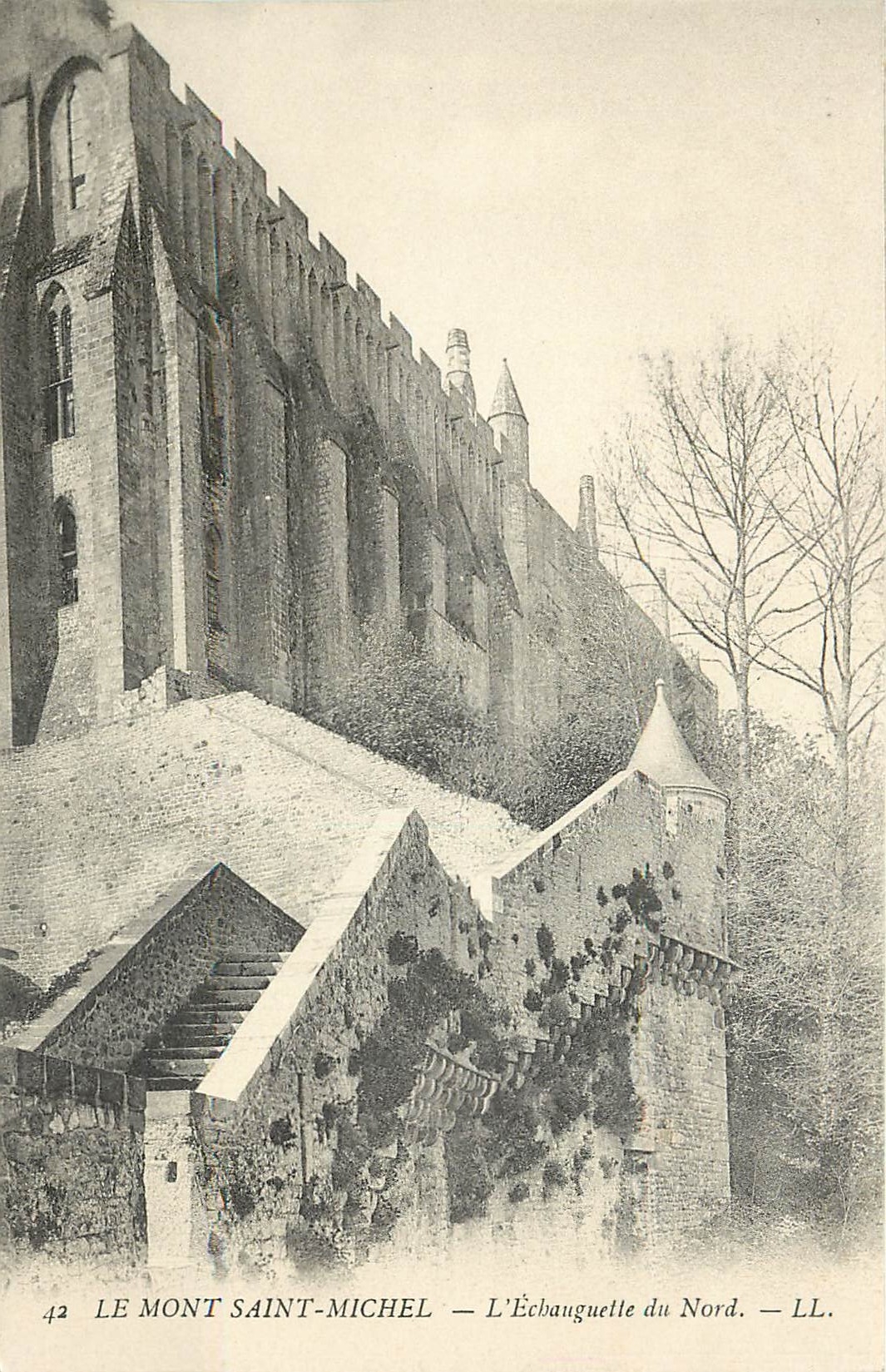CPA Le Mont Saint Michel L'Echauguelle du Nord 