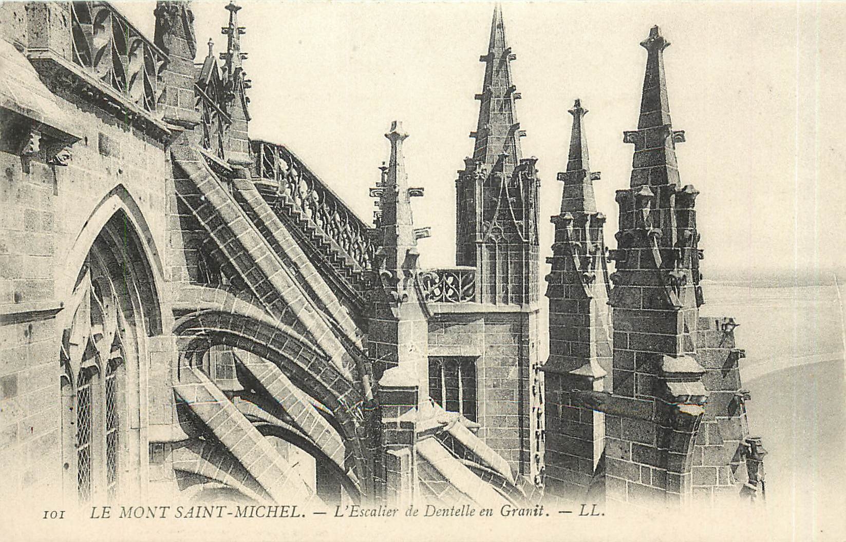 CPA Le Mont Saint Michel L'Escalier de Dentelle en Granit 