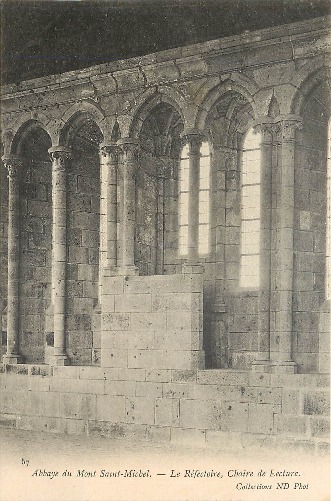 Abbaye du Mont Saint-Michel — Le Réfectoire, Chaire de Lecture — Collections ND Phot, n°57