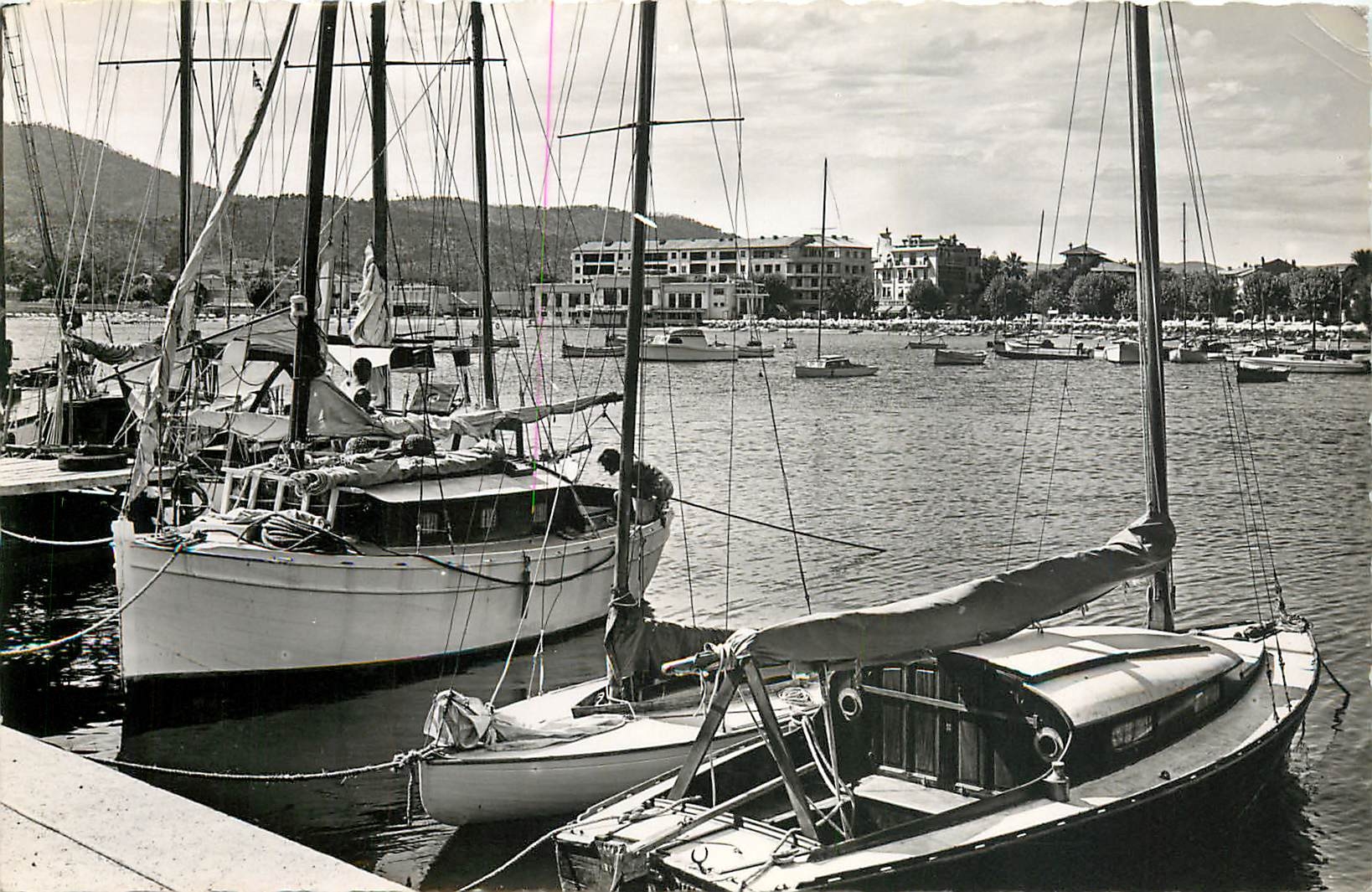 CPM Sainte Maxime Vue sur le port Bateaux
