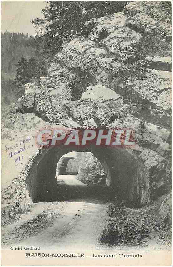 CPA Maison Monsieur Les deux Tunnels 