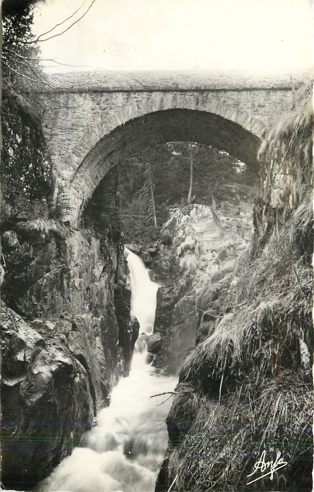 Les Pyrénées — Le Pont d’Espagne et son Torrent — Éditions d’Anfa