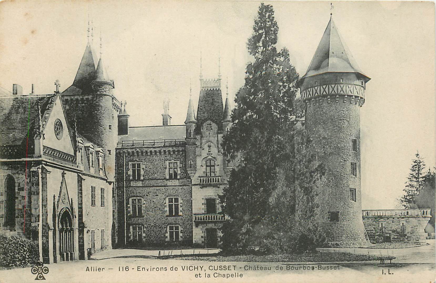 CPA Environs de Vichy Cusset Chateau de Bourbe Busset et la Chapelle 