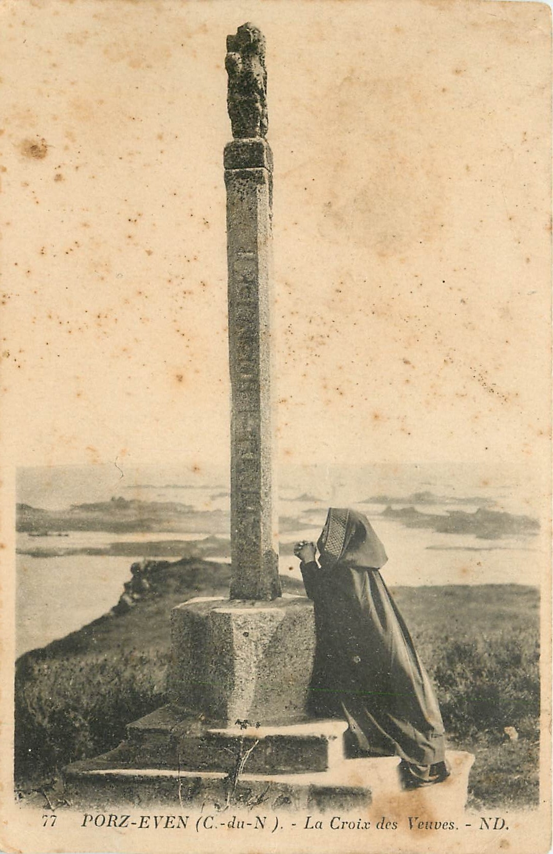 CPA Porz Even C du N La Croix des Veuves 