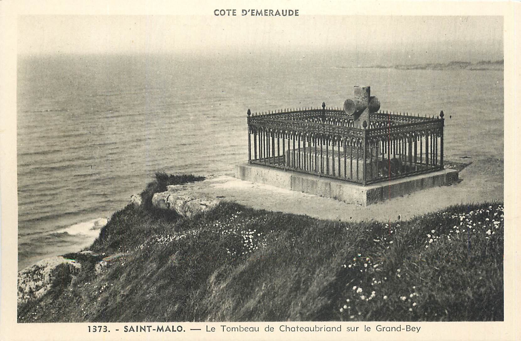 Saint-Malo — Le Tombeau de Chateaubriand sur le Grand-Bey — Cote d'Émeraude