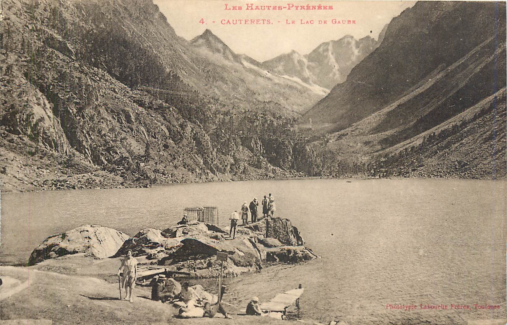 CPA Cauterets Le Lac de Gaube 