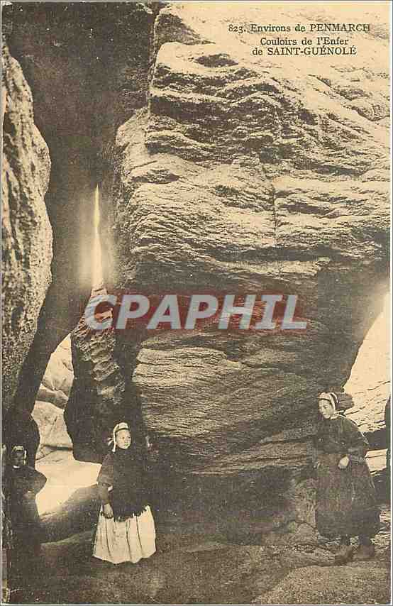 CPA Environs de Penmarch Couloirs de l'Enfer de Saint Guenole Folklore