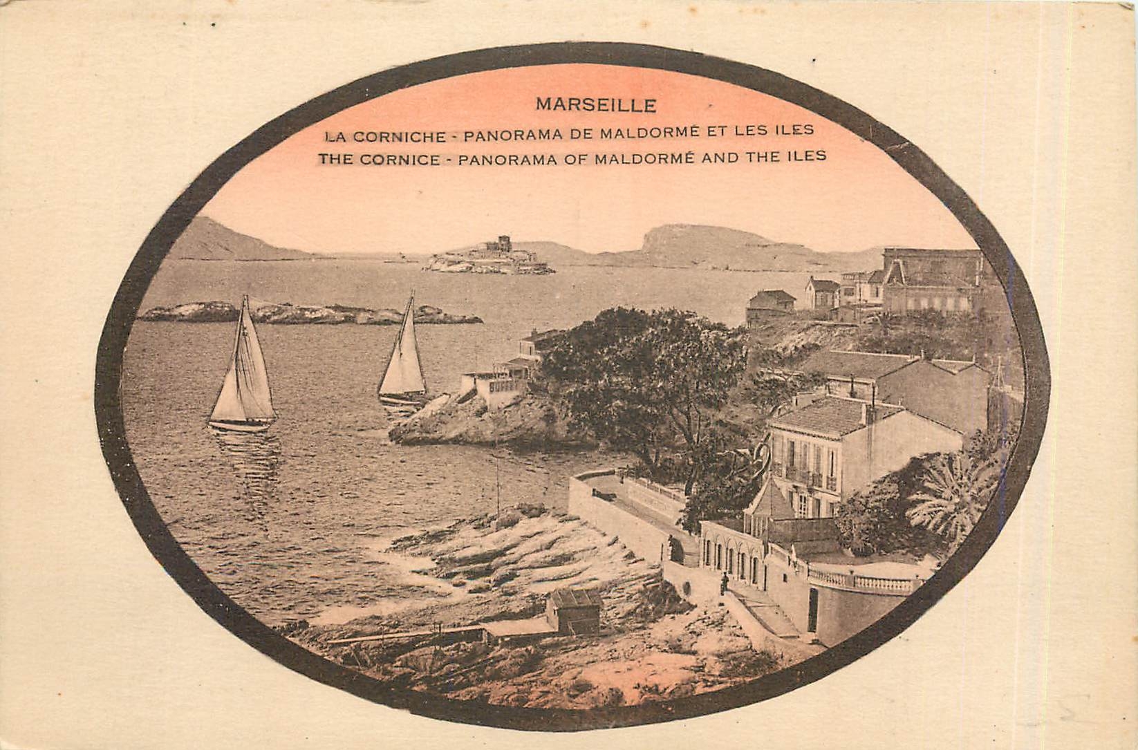 CPA Marseille La Corniche Panorama de la Maldorme et les Iles 