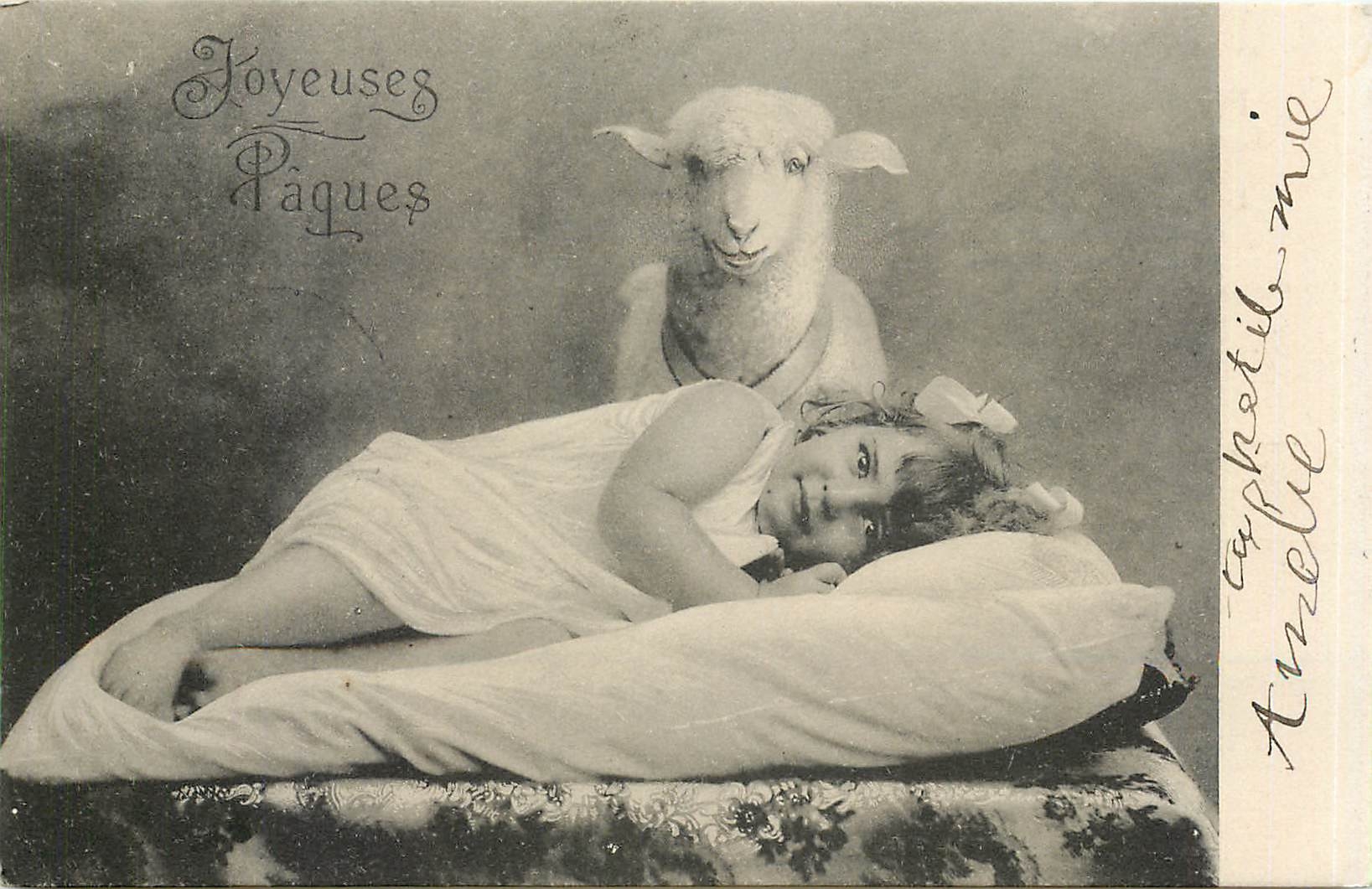 CPA Joyeuses Paques Enfant Mouton