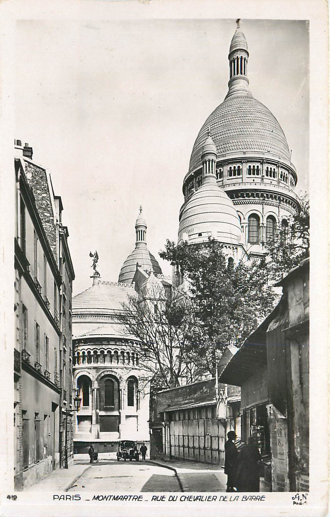CPA Paris Montmartre Rue du Chevalier de la Barre 