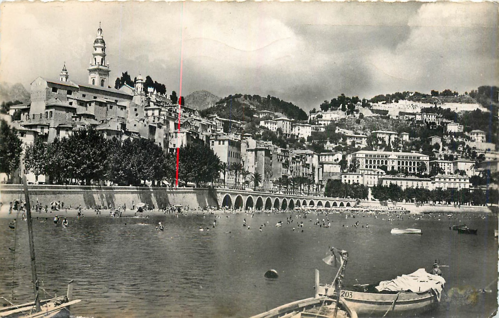 CPM La Cote d'Azur Menton La Vieille Ville et le Port 