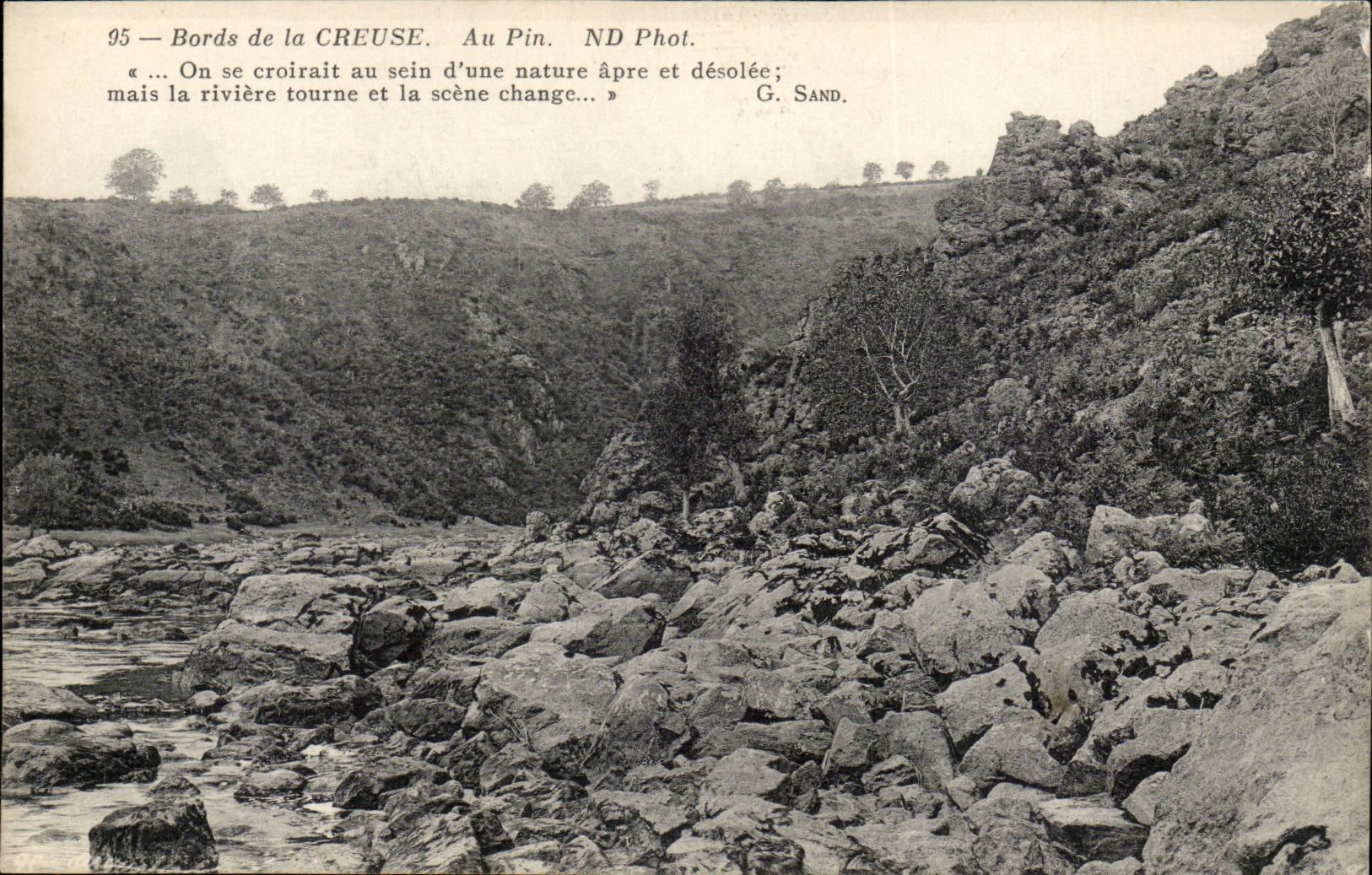 Bords de la Creuse CPA Au pin George Sand