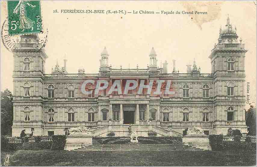 CPA Ferrieres-en-Brie - Le Chateau - Facade du Grand Perron