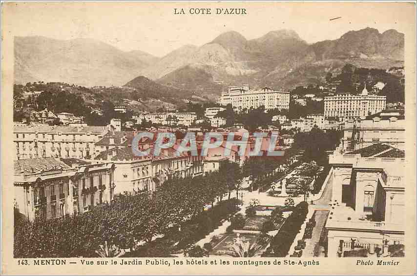 CPA Menton - Vue sur le Jardin Public les hotels et les montagnes de Ste-Agnes