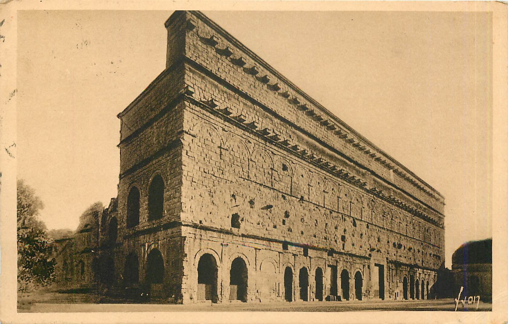 CPA Orange (Vaucluse) Le theatre romain (regne de l'empereur Adrien)