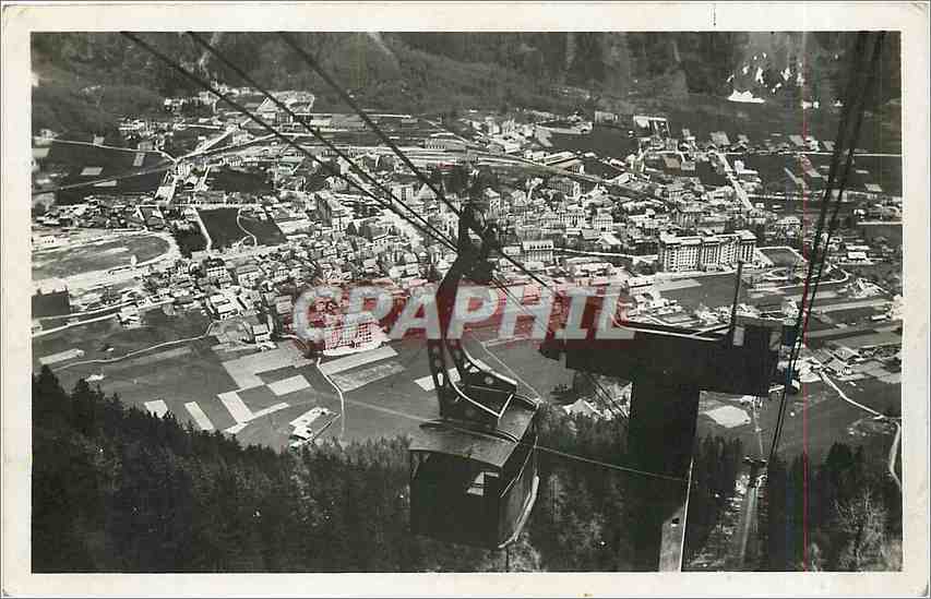 Chamonix-Mont-Blanc — vue aérienne depuis la téléphérique — Tél. G. Chamonix