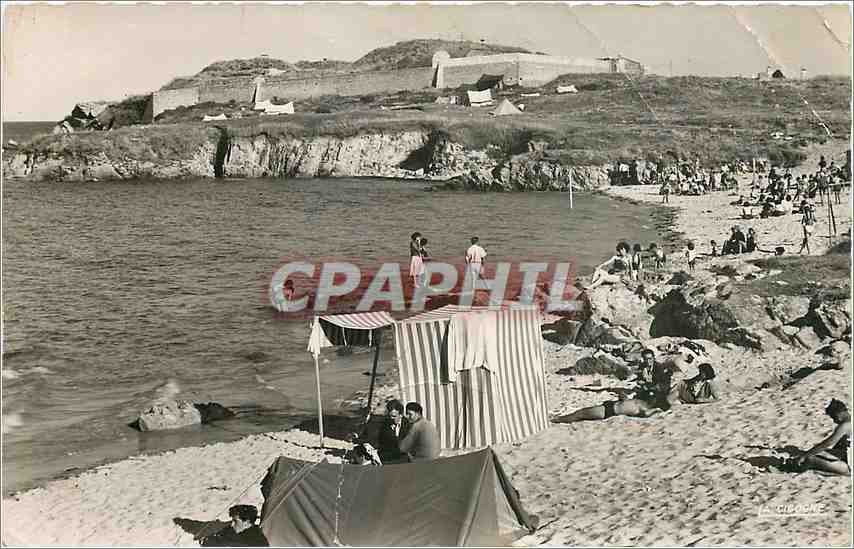 CPM Quiberon - Plage du port Haliquen et Fort Neuf