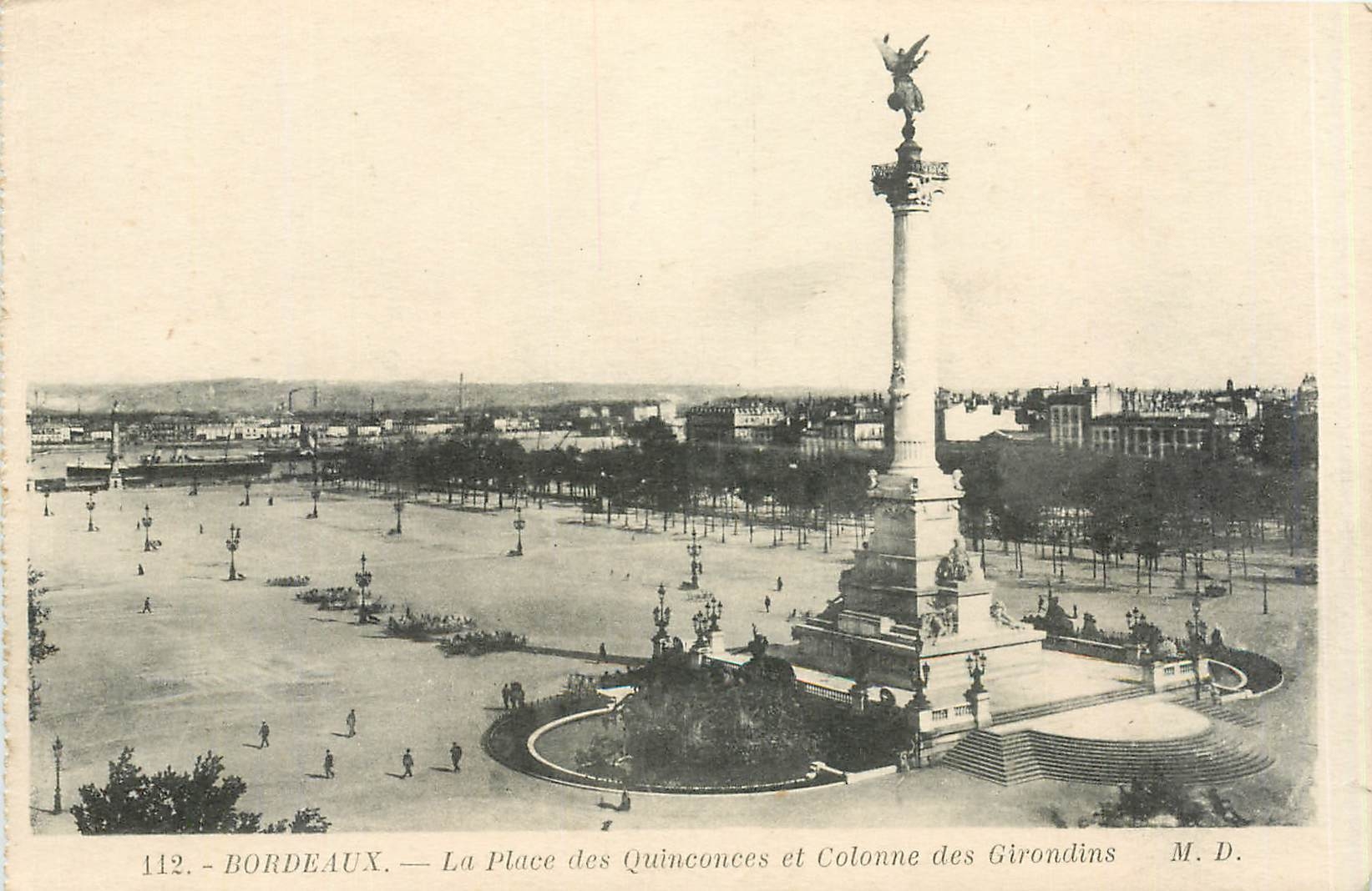 Bordeaux — La Place des Quinconces et Colonne des Girondins — M. D. n° 112