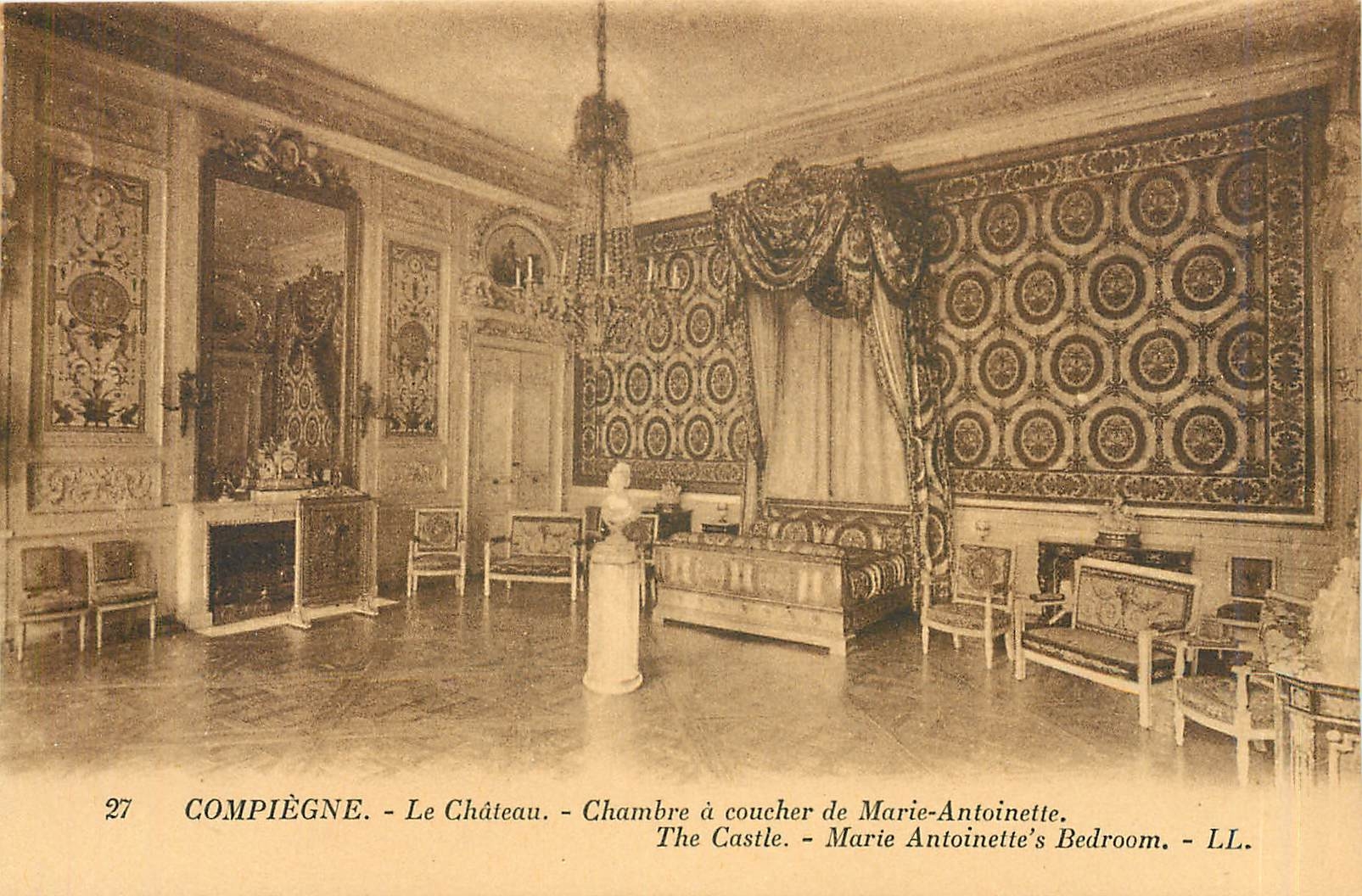 CPA Compiegne - Le Chateau - Chambre a coucher de Marie-Antoinette