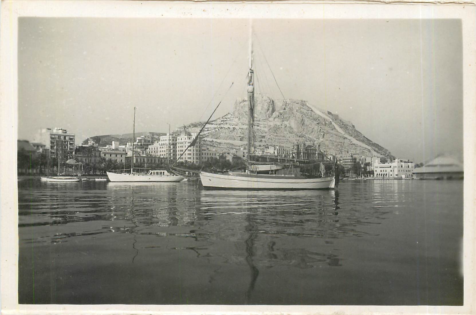 CPA Alicante - Vista parcial del Puerto
