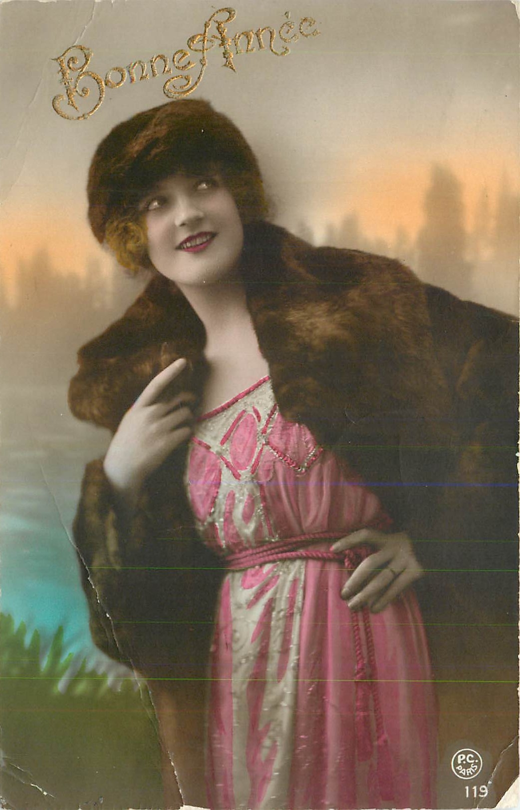 CPA Bonne Annee Femme