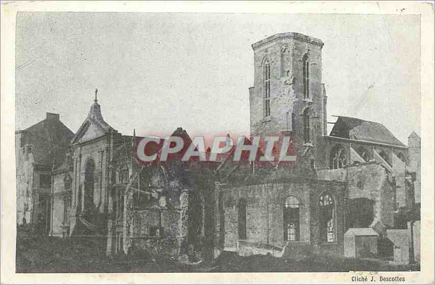 Saint-Malo — Cathédrale martyre après destruction — Cliché J. Descottes