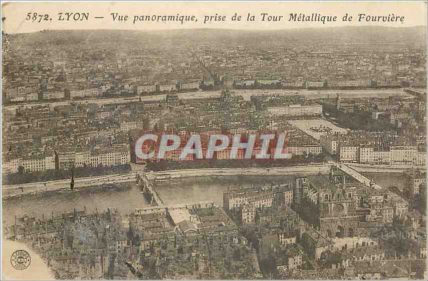 CPA Lyon - Vue panoramique prise de la Tour Metallique de Fourviere
