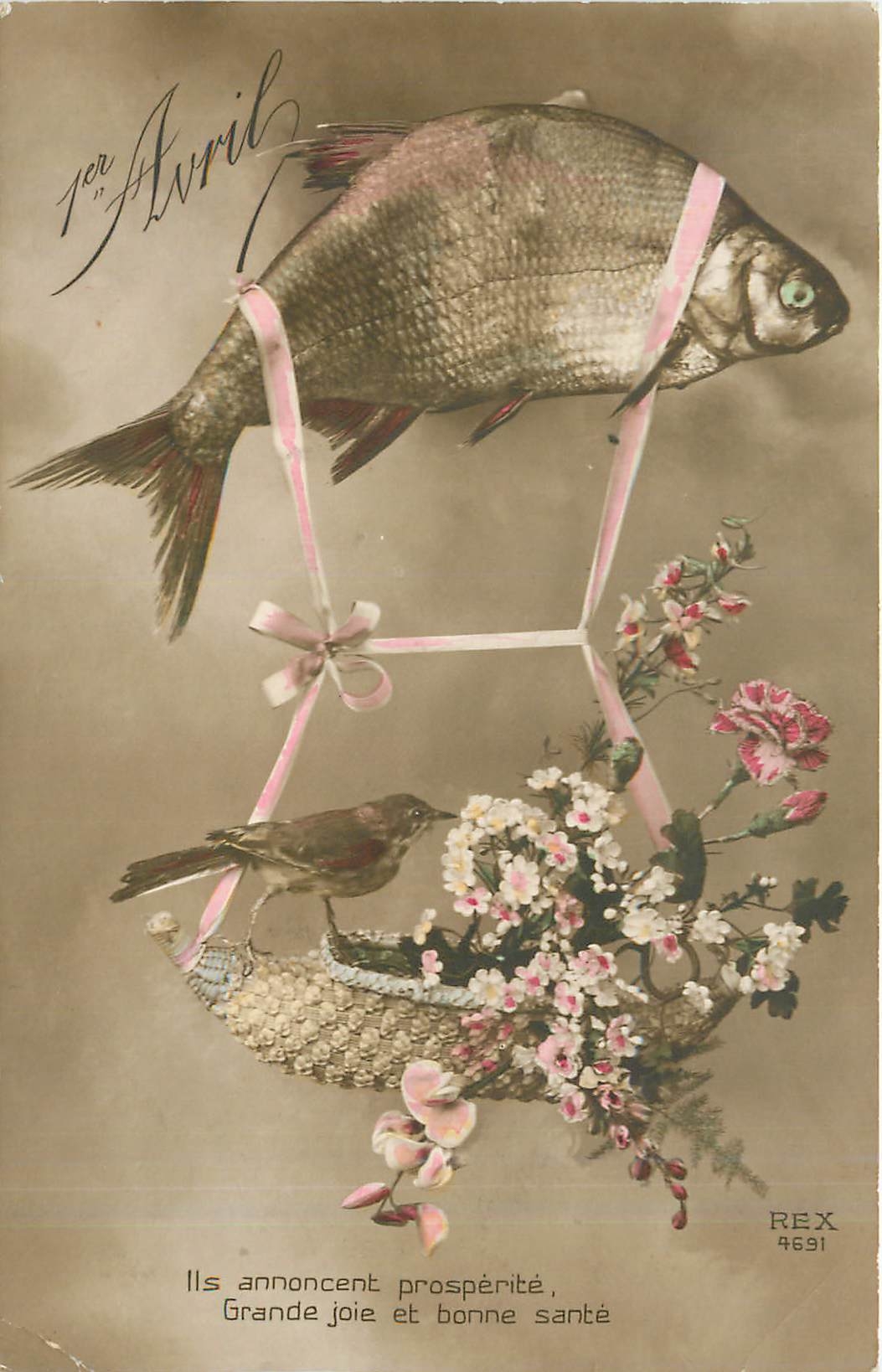CPA 1er Avril Poisson Oiseau Fleurs