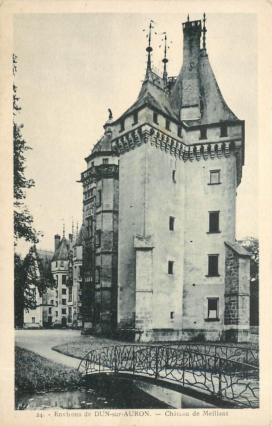 CPA Environs de Dun-sur-Auron - Chateau du Meillant