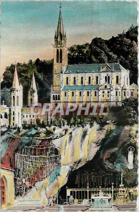 CPA Lourdes La Grotte et la Basilique