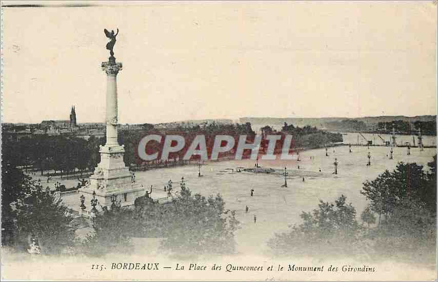 CPA Bordeaux - La Place des Quinconces et le Monument des Girondins