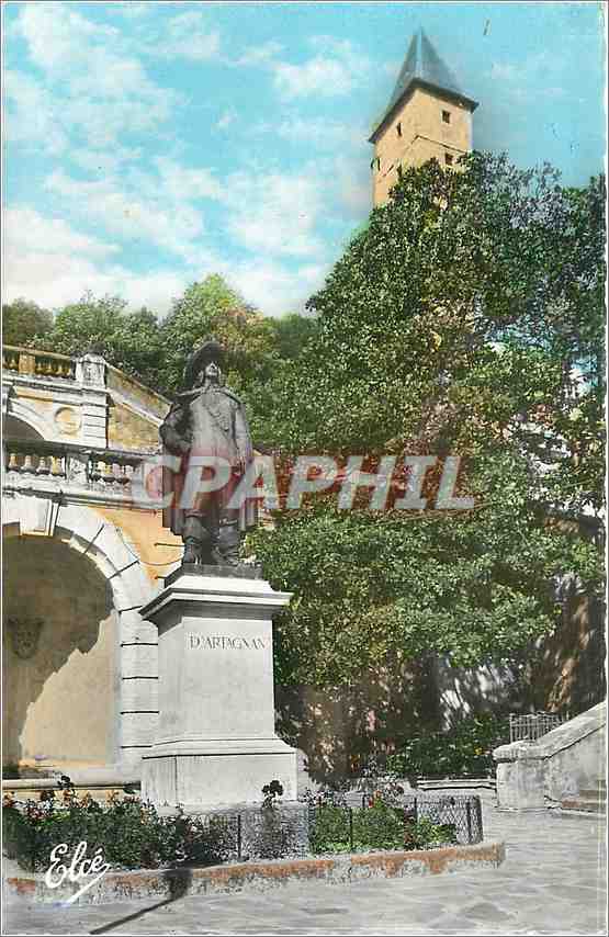 CPM Auch (Gers) La Statue de D'Artagnan