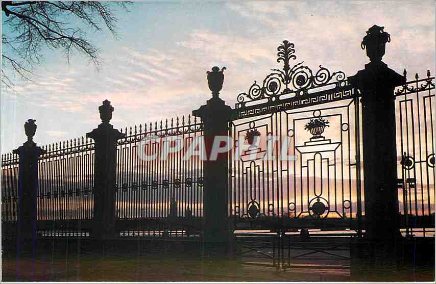 CPM Leningrad Grille of the Summer Gardens