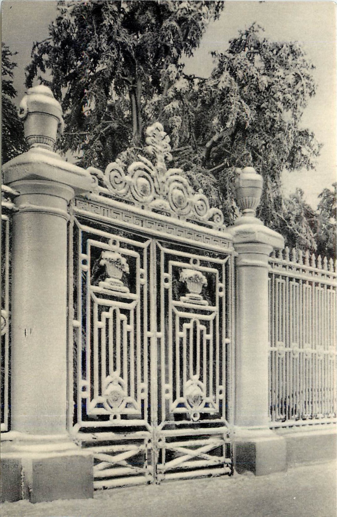 CPM Leningrad. Northern of the Summer Gardens