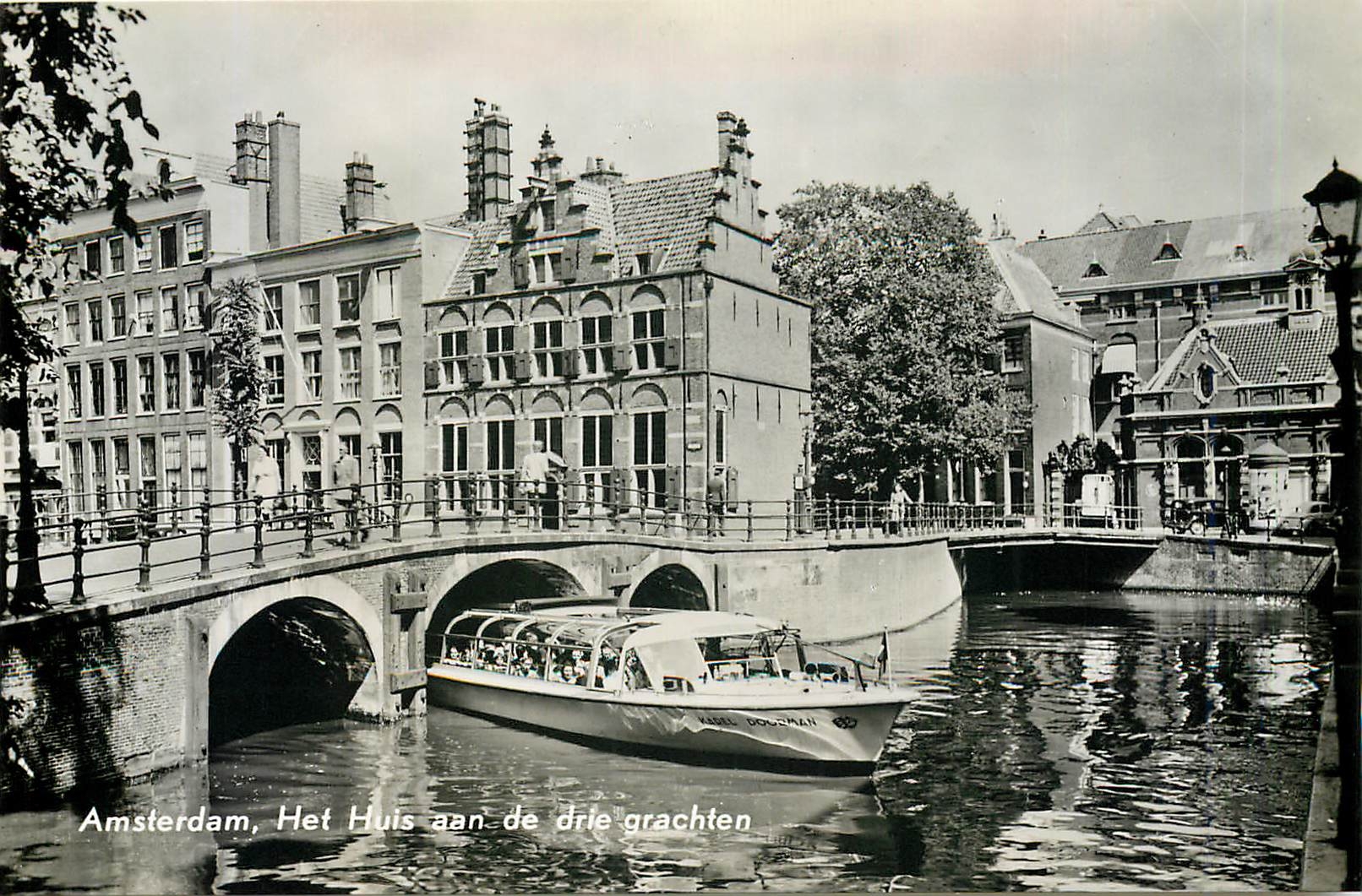 CPA Amsterdam Grimburgwal. House on the Three Canals