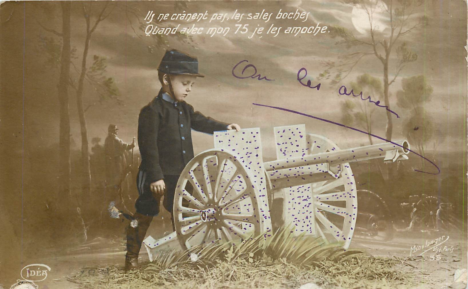 CPA Ils ne cranent pas les sales broches Quand avec mon 75 je les amoche Enfant Militaria Canon