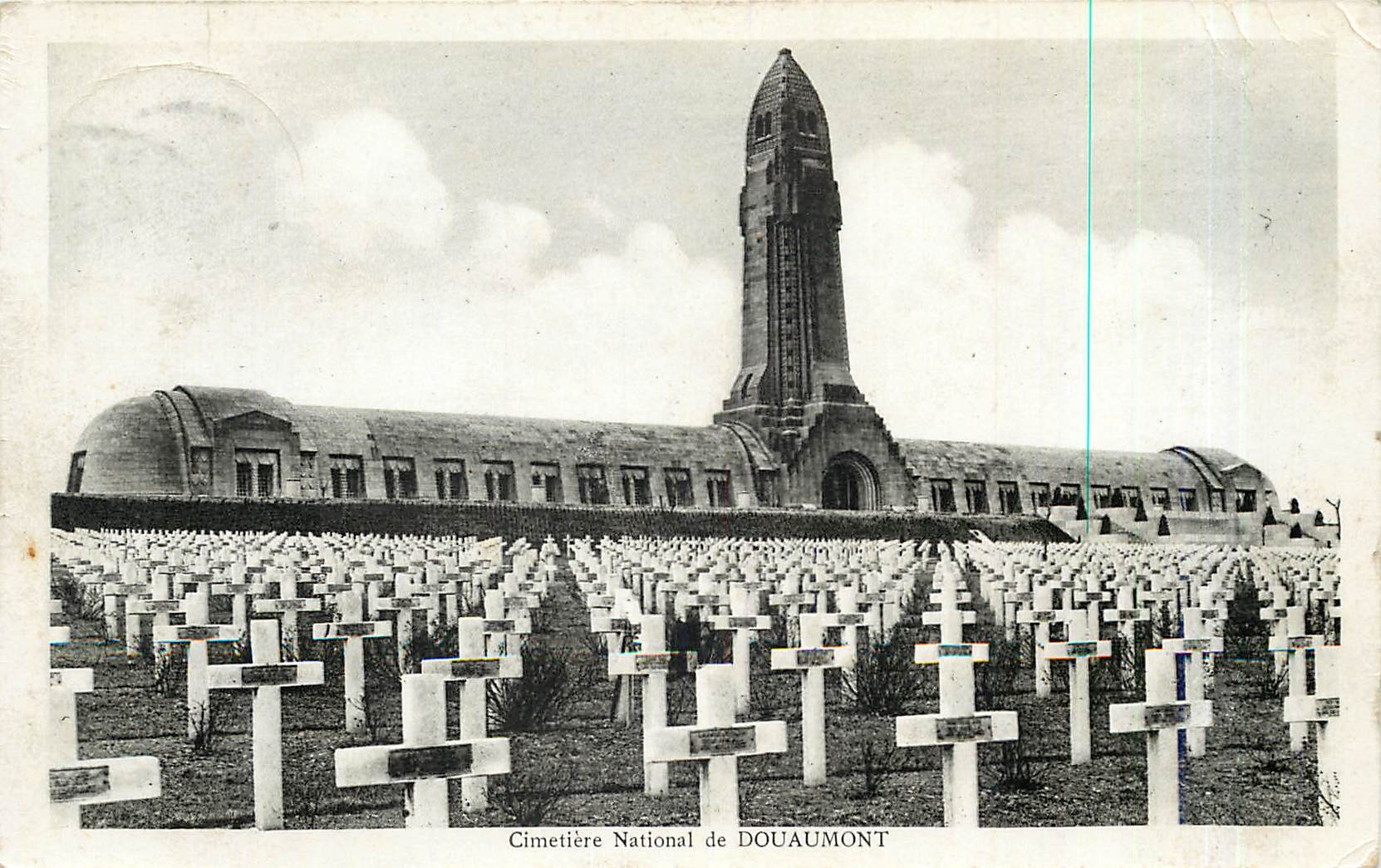 CPA Cimetiere National de Douaumont