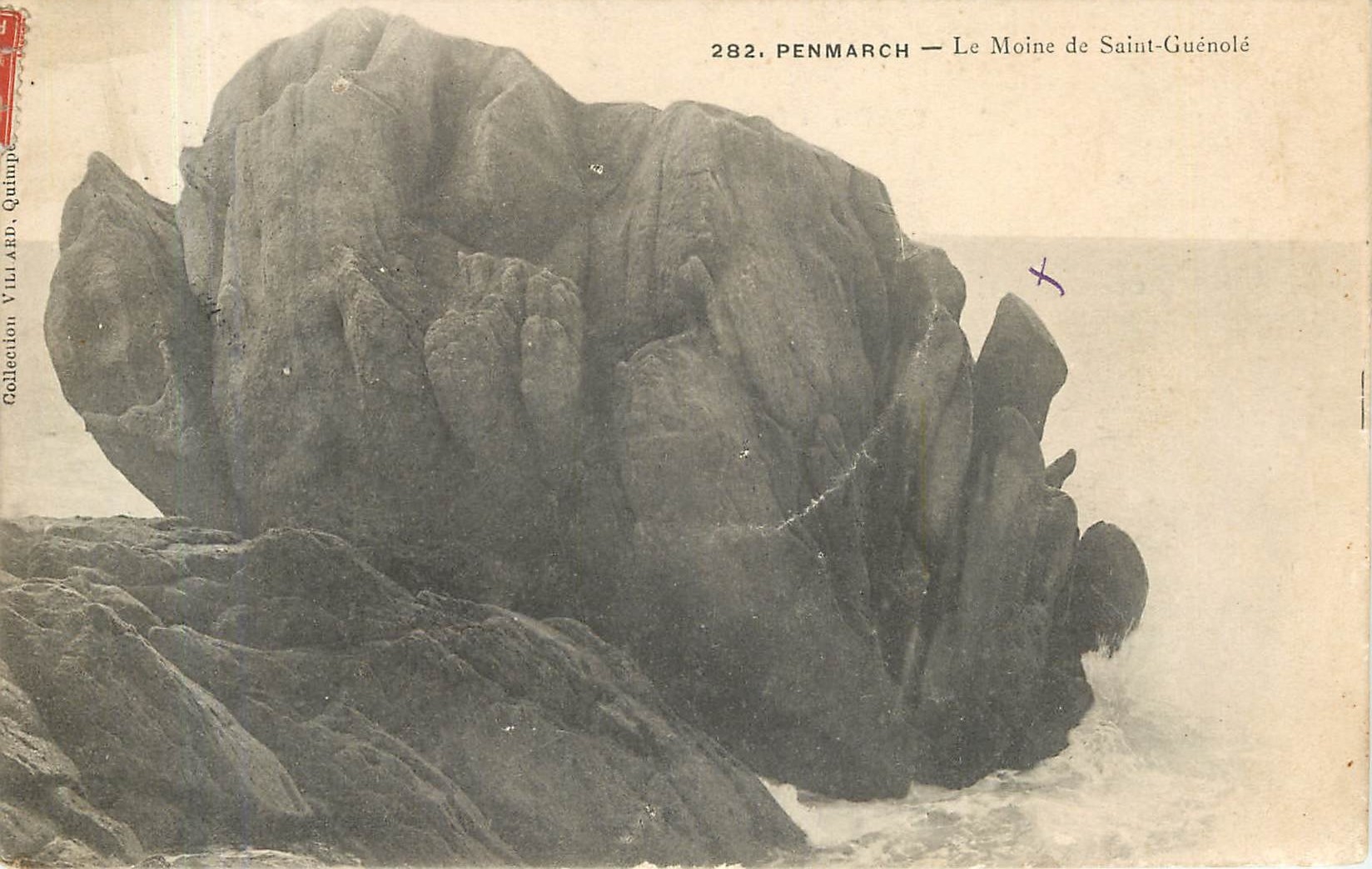 CPA Penmarch - Le Moine de Saint-Guenole