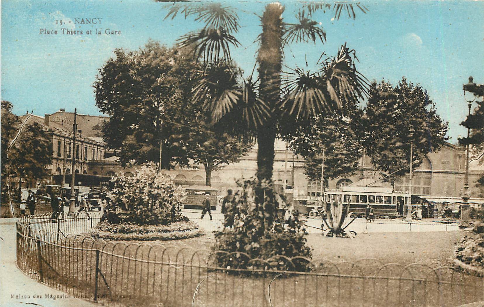 CPA Nancy - Place Thiers et la Gare Tramway