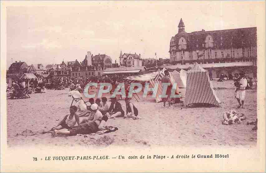 Le Touquet-Paris-Plage — Un coin de la Plage — A droite le Grand Hôtel