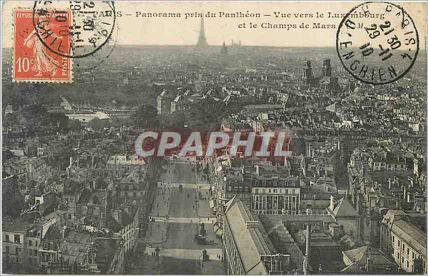 CPA Paris Panorama pris du Pantheon Vue vers le Luxembourg et le Champs de Mars Tour Eiffel