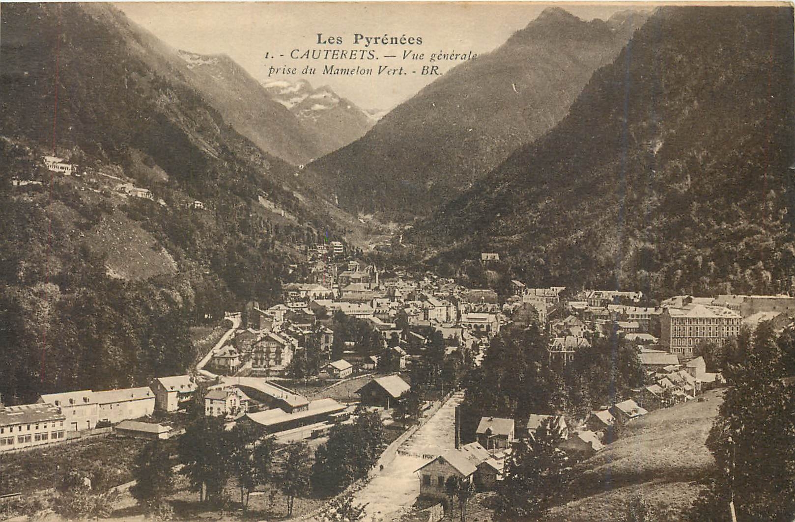 CPA Cauterets Vue generale prise du Mamelan Vert 
