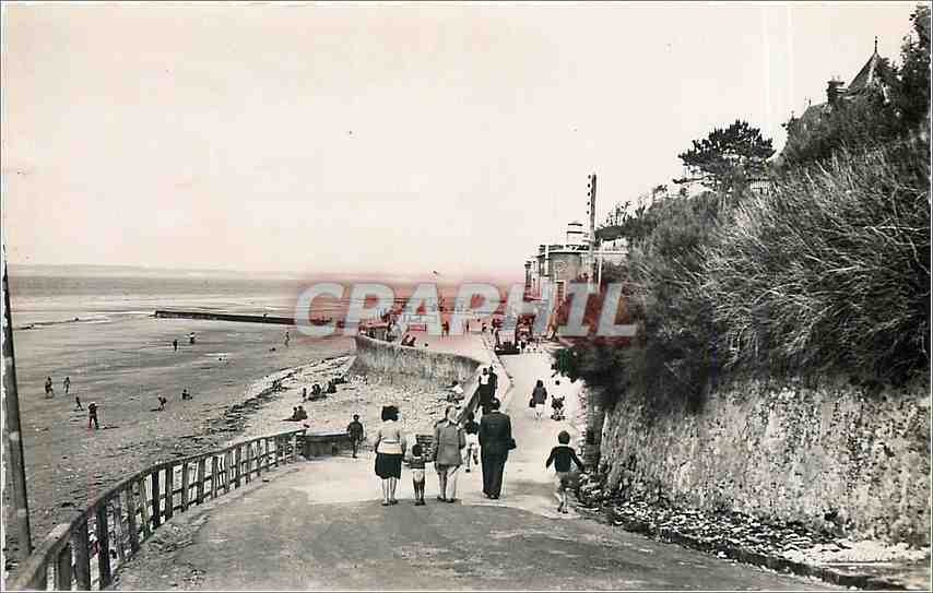 CPM Villerville Calvados La descente a la plage 