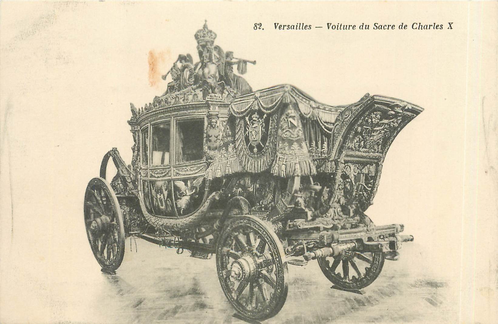 CPA Versailles Voiture du Sacre de Charles X 