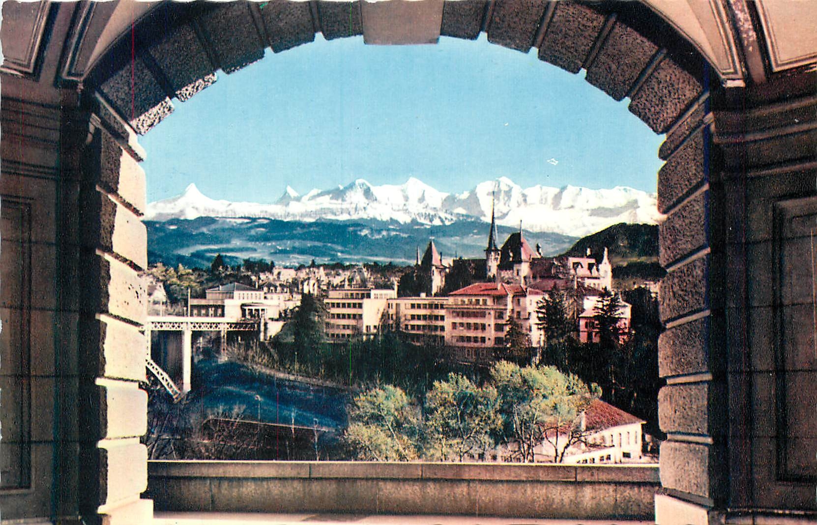 CPM Berne Vue des Alpes Bernoises depuis la terrasse du Palais Federal 
