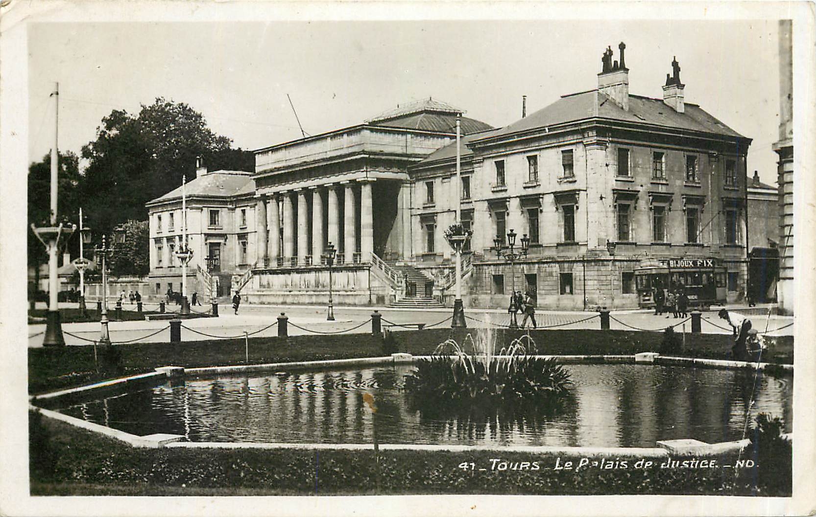 CPA Tours Le Palais de Justice 