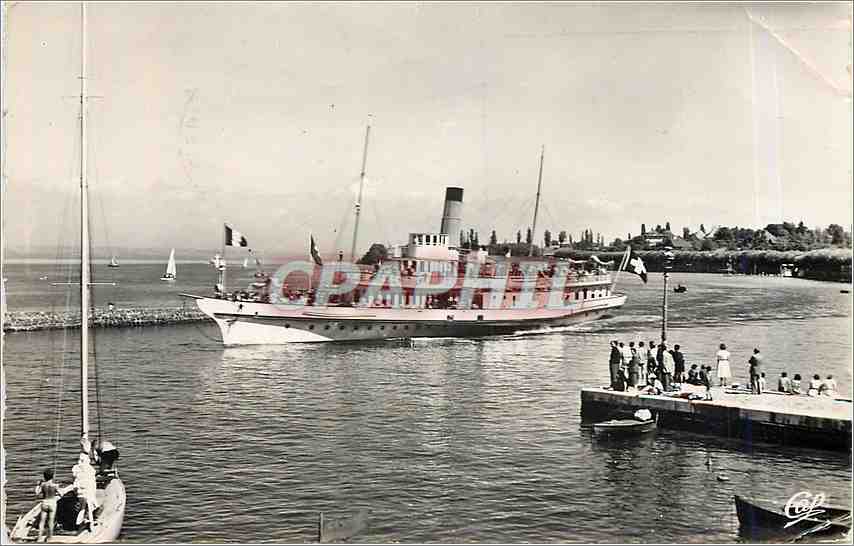 CPM Thonon les Bains Entree du Bateau a Vapeur dans le Port Bateau